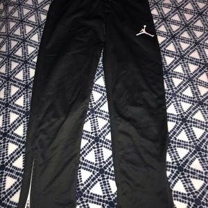 Nearly Perfect Air Jordan Therma Sweatpants